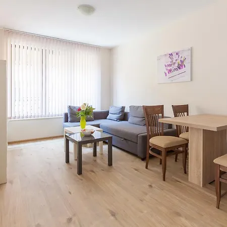 Apartment Inter *